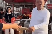 于东来退休后现身老家街头，边吃边叫卖甘蔗，账号改名“傻坏蛋于东来”