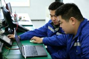 “学历青年”何以“技术突围”——安徽新华高级技工学校探索大学生高质量就业新路径