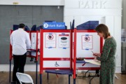 重新划分选区获弗吉尼亚选民支持 有助民主党在中期选举斩获更多席位
