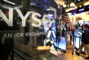 盘前：纳指期货涨0.8% 多家公司财报超预期