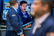 盘前：纳指期货涨0.94% 特朗普称愿结束战争