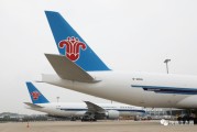 南方航空：更换会计师事务所，从“毕马威”换为“信永中和”，审计费从1300万元下降202万元