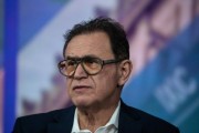 鲁比尼认为美国升级伊朗战争的概率超五成 料美联储别无选择只能加息