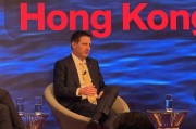 港交所证券产品主管Brian：全球资本从美国回流中国资产 散户参与度愈发重要 AI半导体仍是驱动力