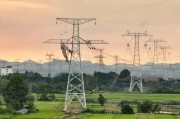 5月国家数据局连出六记重拳：算力网入国常会、数据空间全面铺开，数据局近期行动节奏呈现出什么特性？