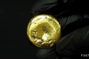 金价两周跌近20%，投资者恐慌出逃？机构：回调是机会
