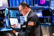 盘前：逢低买盘推动科技股走高 纳指期货涨0.71%
