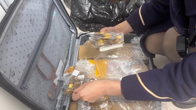 十二公斤黄金“惊魂”高铁!老板电话那头声音都抖了,结果很暖心