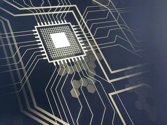 一只“AI蝴蝶”扇动翅膀，如何让“非洲手机之王”业绩遭遇飓风？