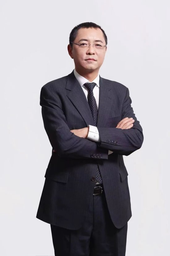 东方基金总经理刘鸿鹏：坚守本源 共筑高质量发展新征程