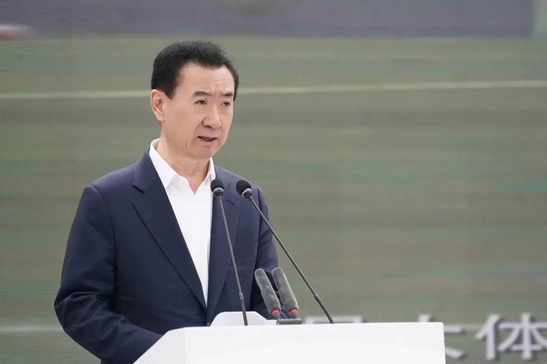 260亿万达电影,女掌门绝地翻盘