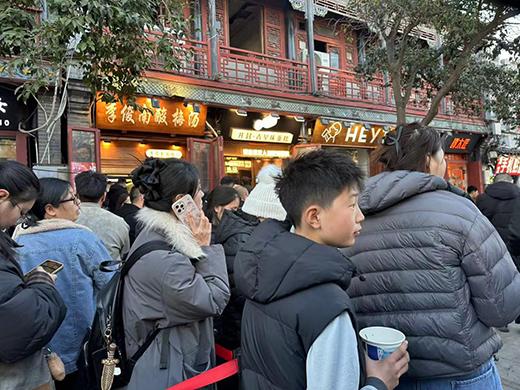 银联网联双增长，春节支付数据拉长阳线