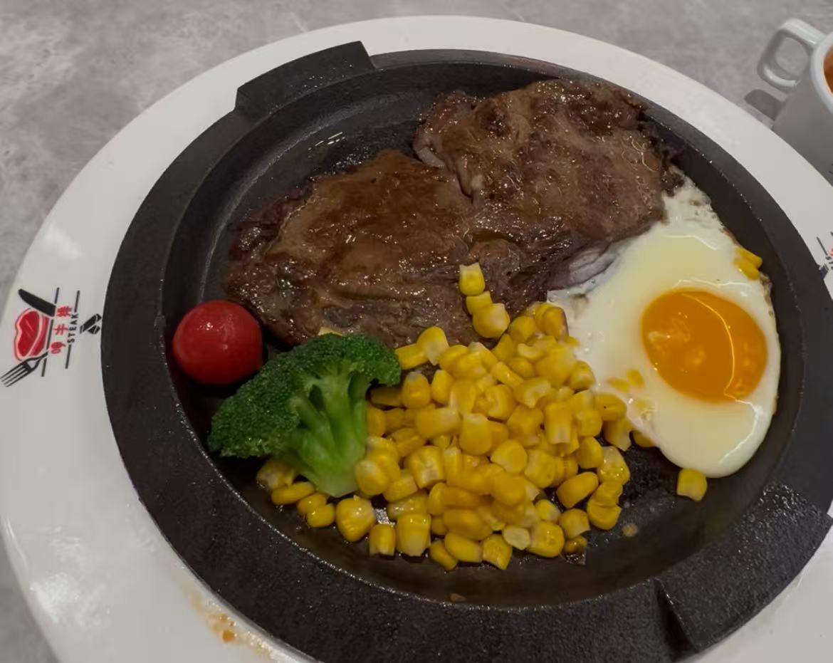 对话呷哺呷哺集团董事长贺光启:降价救不了餐饮,价格战没有未来