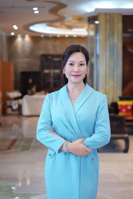 全国政协委员、香江集团董事长翟美卿:稳楼市就是稳信心!稳老百姓“钱袋子”!