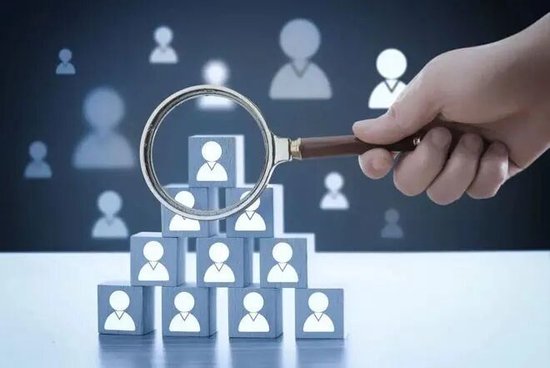 信托业迎来“首席合规官”时代！8位高管密集上岗，合规走向决策中心……