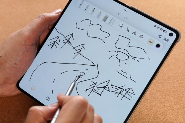 OPPO Find N6真实使用体验：屏幕“好平”，AI生产力“好评”