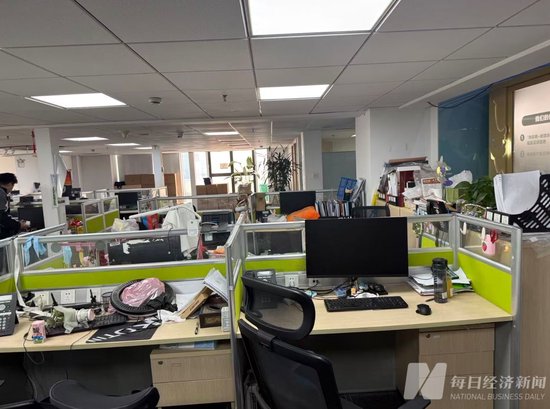 盈科律所原“掌门”梅向荣涉融资“爆雷” 相关投资者:在不同场合被宣传“盈科”品牌，因信任而投资百万元