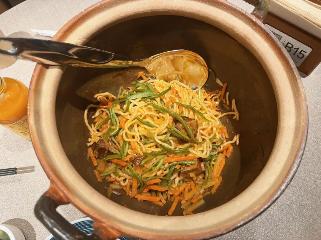 贾国龙创办新品牌，人均消费40元至50元，本人回应：不会放弃西贝，但要关一部分店，希望承接部分员工