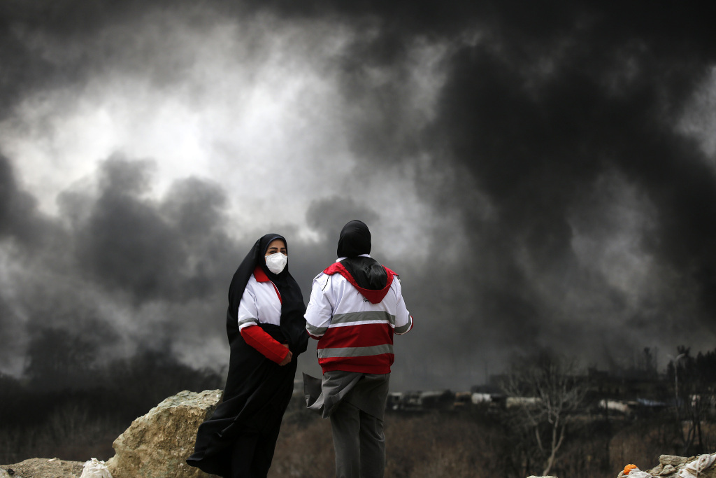 图说|梗阻后的阵痛:美以袭击伊朗如何影响全球能源版图