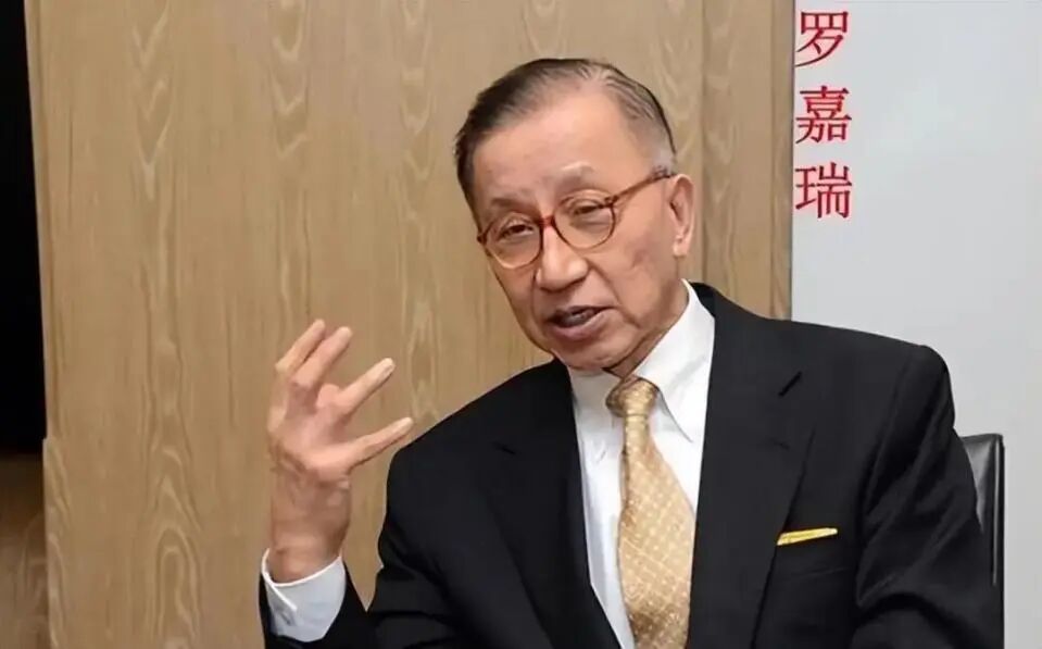 千亿豪门越斗越富？兄弟反目、母子对簿公堂，却干出10家上市公司！