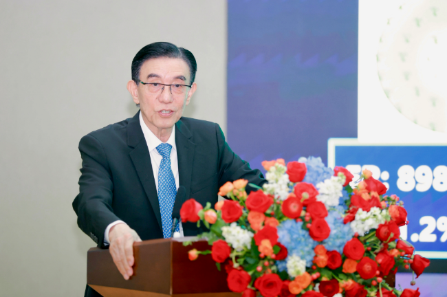 中微董事长尹志尧，给半导体泼点冷水 | 海斌访谈