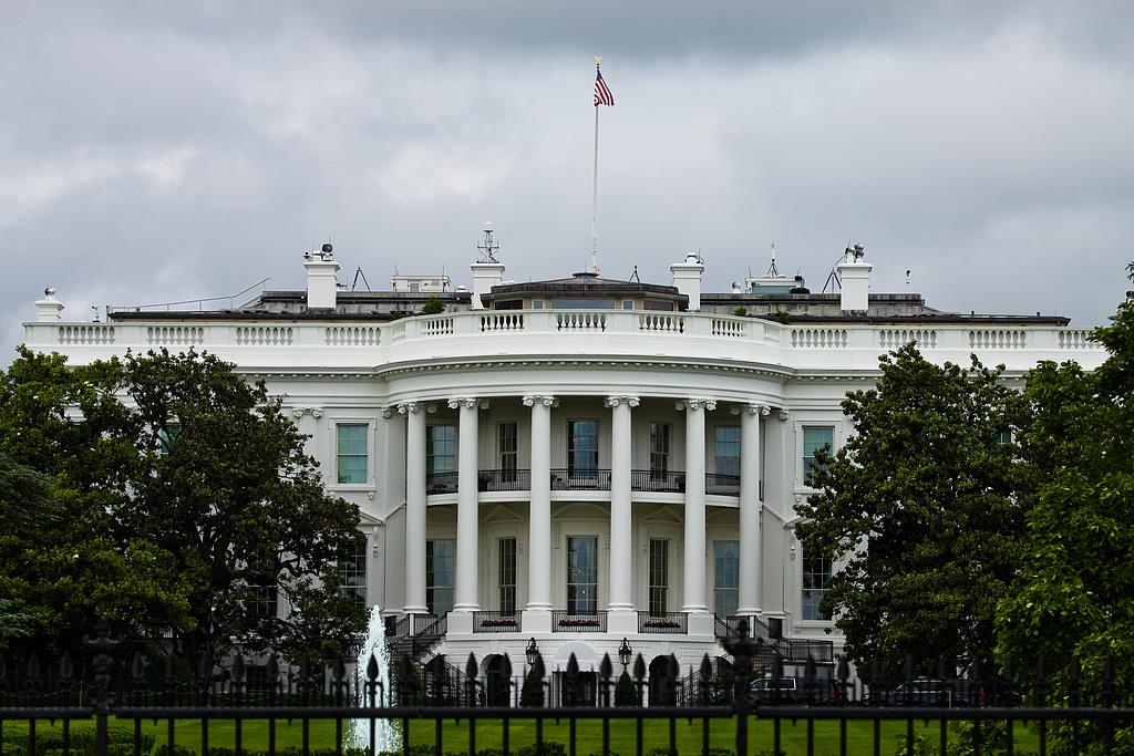 白宫:特朗普认为北约未通过“考验” 将与吕特讨论“退群”