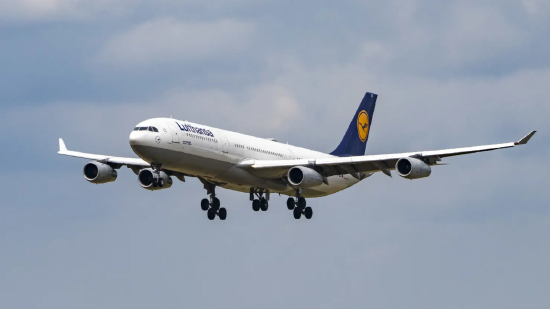 若霍尔木兹海峡仍不开放,欧洲机场或在三周内面临航空燃油短缺