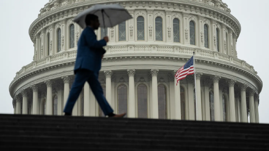 人工智能政治献金成中期选举争议焦点