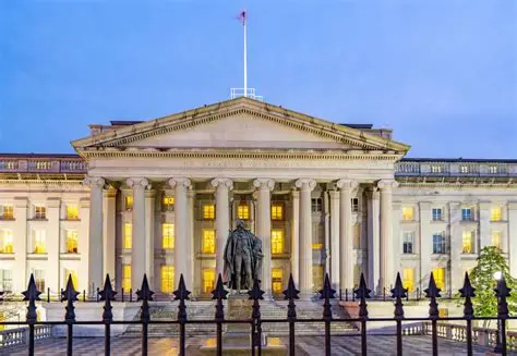 美国财长贝森特：不会续签允许临时销售伊朗和俄罗斯石油的通用许可