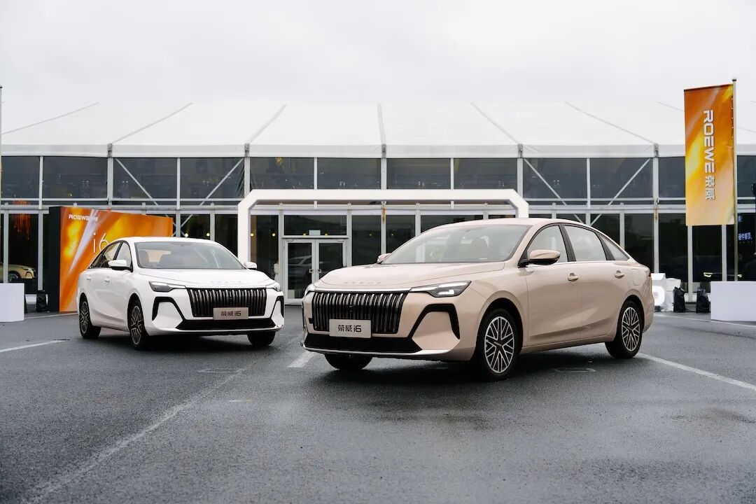 全新荣威i6在油电分水岭 充分证明成为一款国民好车的实力