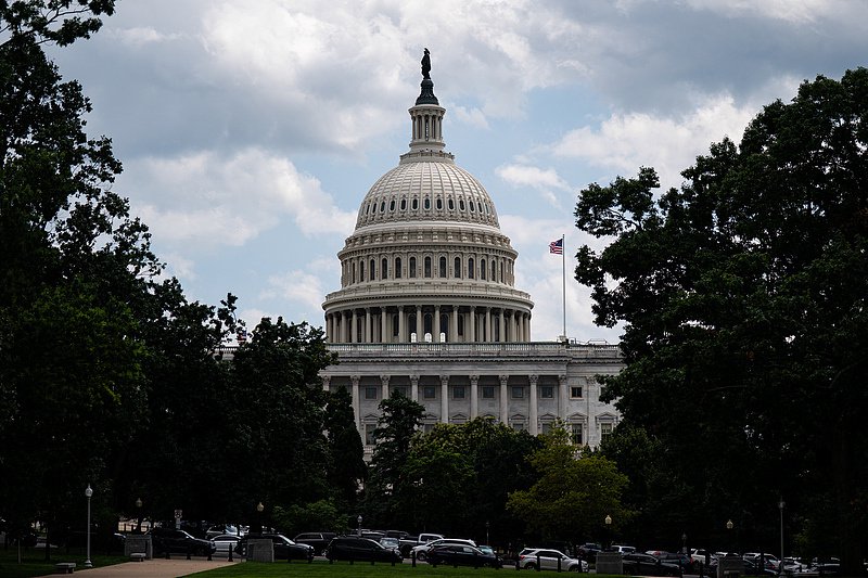 限制特朗普战争权力议案遭美众院否决