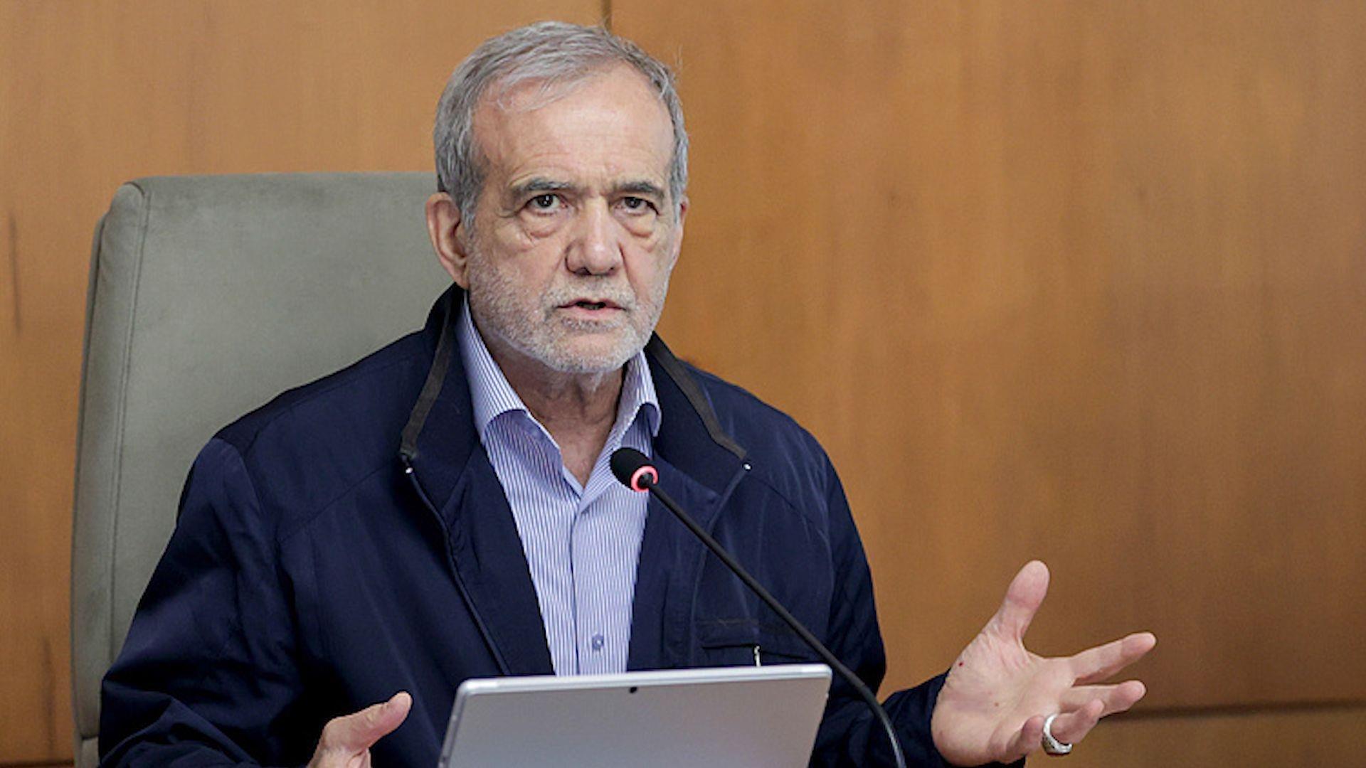 伊朗总统：对美“长期、深层的不信任”仍存