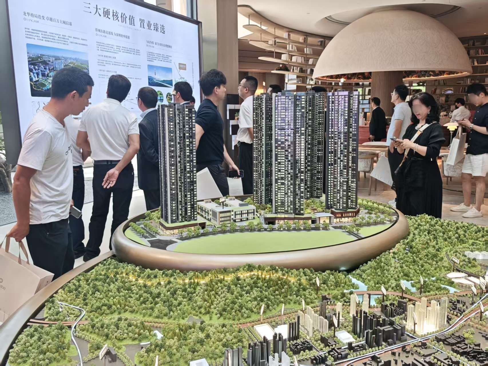 深圳楼市“量涨价稳”：新房库存降了，部分核心区域二手房价涨了