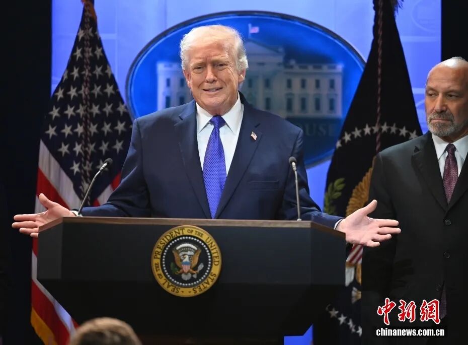 特朗普最新不满意率公布