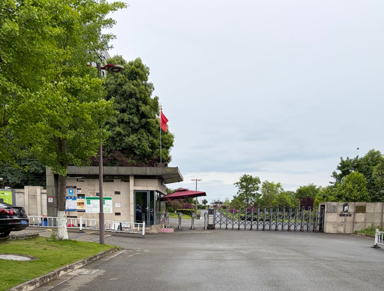 华芯科技股东纠纷持续，海特高新诉讼能否夺回权利？记者实探：多名华芯科技员工表示“不知道”