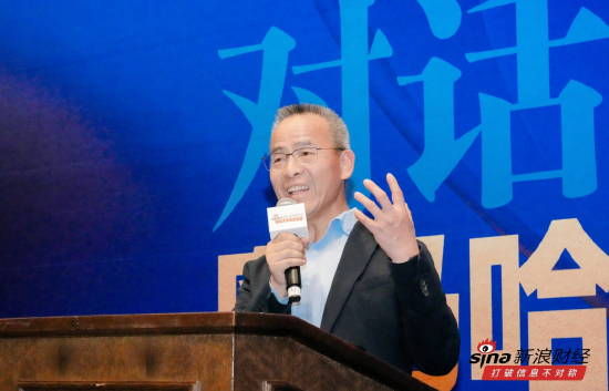 施宏俊谈巴菲特芒格定义的 “伟大”：人人日常所需、消费永续的生意，才是伟大的公司