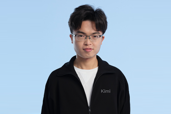 杨植麟现身后，Kimi又融资140亿