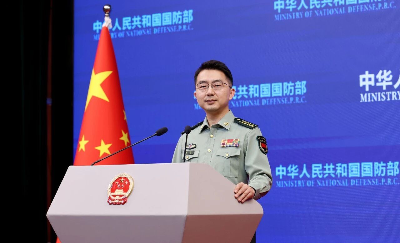 国防部：“航母五件套”是人民海军加速转型建设重要成果