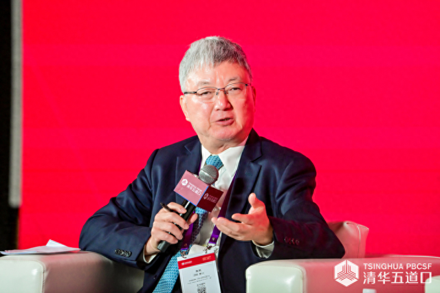 朱民：人工智能和货币两大核心变量，正重构全球金融格局