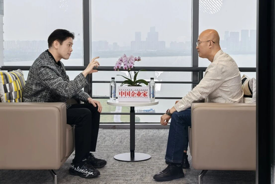 追觅俞浩:电动汽车早就有了,马斯克只是把铅酸电池换成了锂电池