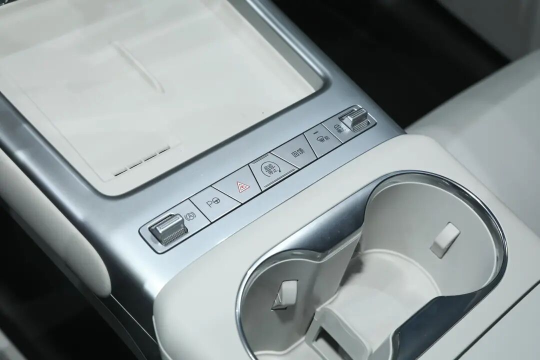 王楚然代言!第三代元PLUS上市